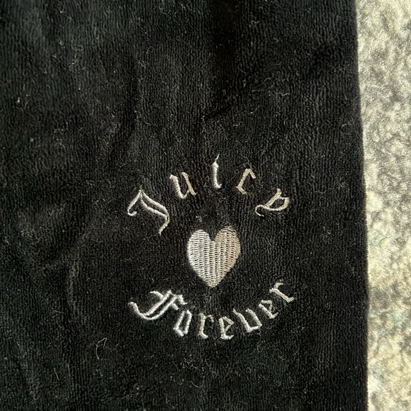 Juicy Couture x Forever 21 Black Velour Joggers - Picture 4 of 13